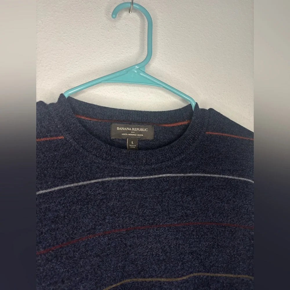 BANANA REPUBLIC NAVY STRIPED 100% MERINO WOOL MENS SWEATER SZ LARGE
